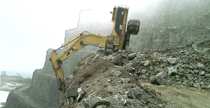 a crane that has fallen on its side